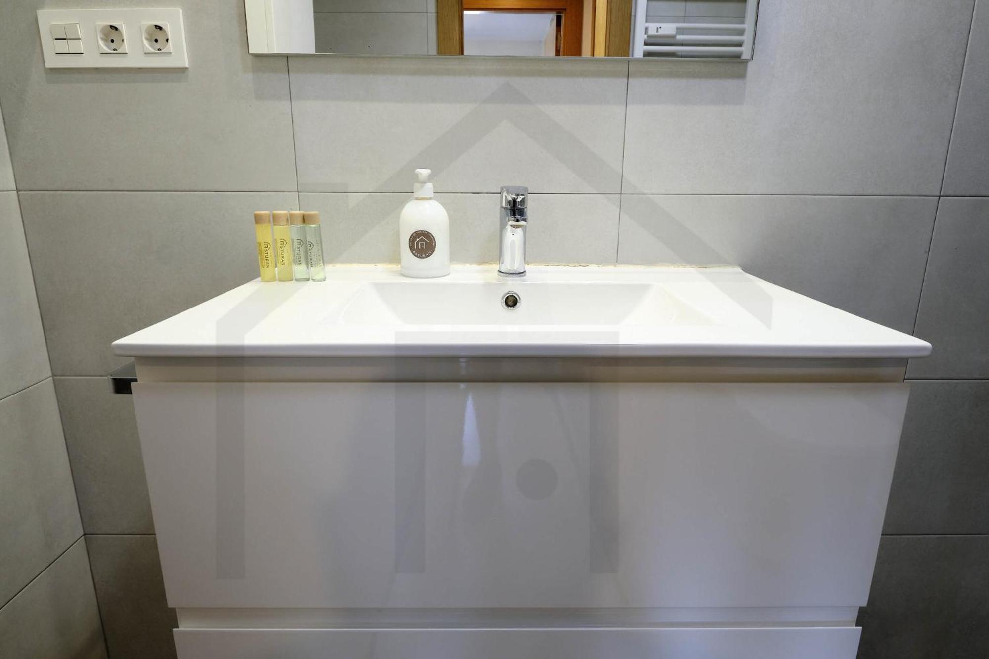 Campoamor Centro - Coqueto Apartamento Con Wifi. โอเบียโด ภายนอก รูปภาพ